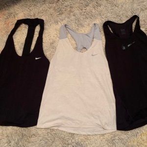 Set Of 3 Nike Workout Tank Tops